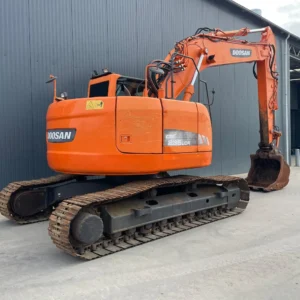 https://ekskavatoriaipigiau.lt/wp-content/uploads/2025/05/DOOSAN-DX235LCR-2012-206889-1-L-300x300.webp
