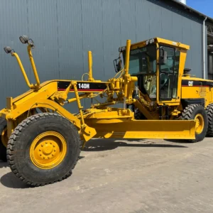 https://ekskavatoriaipigiau.lt/wp-content/uploads/2025/08/CATERPILLAR-140H-2003-207239-17-L-300x300.webp