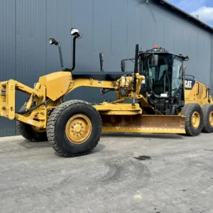 https://ekskavatoriaipigiau.lt/wp-content/uploads/2025/08/CATERPILLAR-140M-2014-206640-1-L-300x300.webp