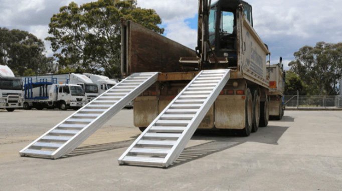 Metalmec S.r.l. - pakrovimo rampos ir krovos sistemos-04